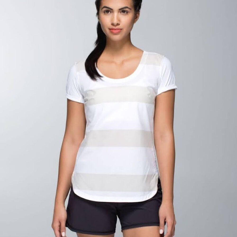 Lululemon Lightened Up Short Sleeve Stroll Striped Printed Top